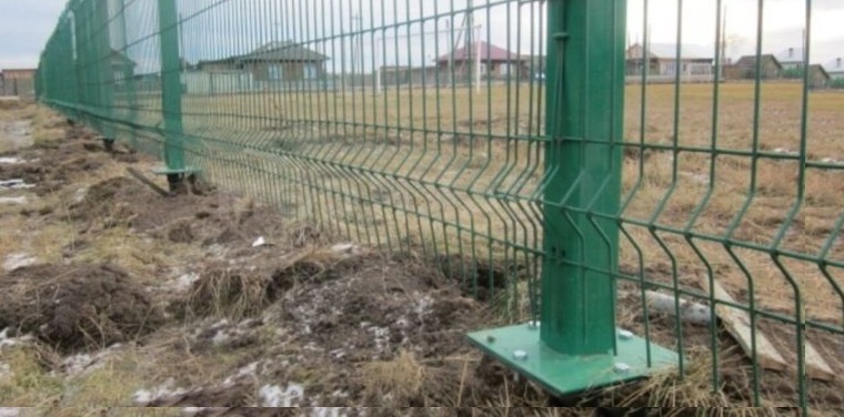 Купить сваи для ограждения от производителя в Железногорске от 1403 руб: низкая цена, быстрая установка